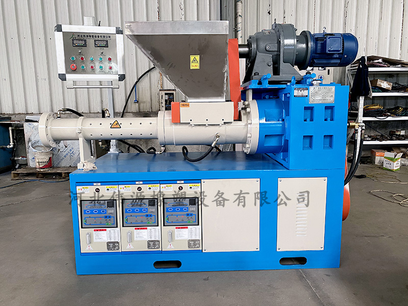 橡膠濾膠機的生產(chǎn)方式